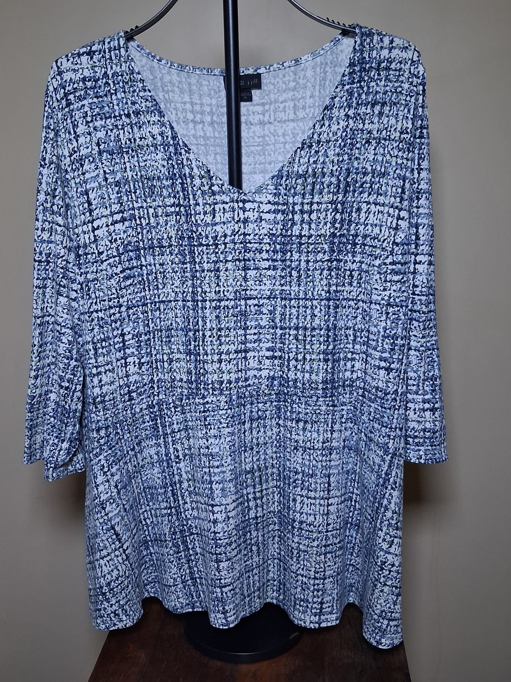 J. Jill Wearever Blue, White, Green Abstract Print Tunic Top; Size XL
